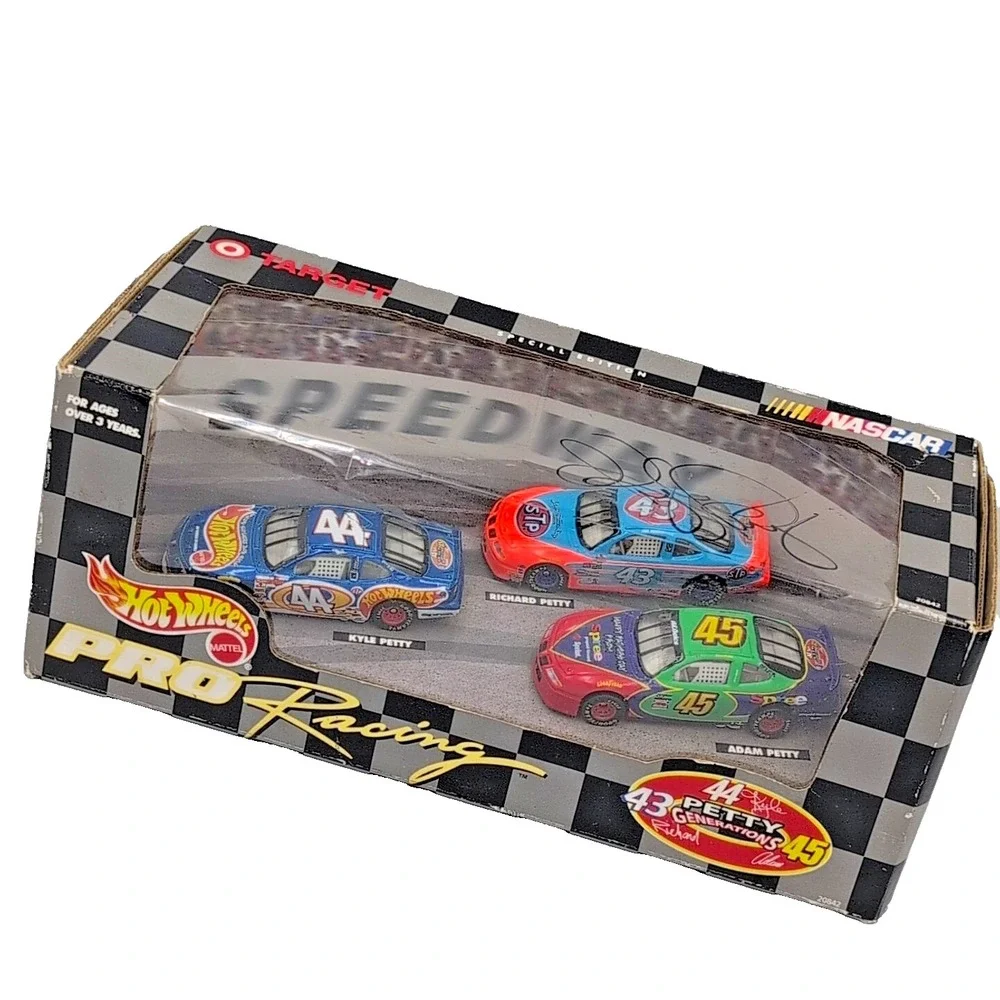 Autographed 1998 Hot Wheels Petty Generations 3 Car Set Richard,‎ Kyle, & Adam